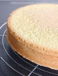 Une Recette De Genoise A Garder Pour L Utiliser Comme Base Pour Vos Gateau D Anniversaire Ou Autres Cette Genoise E Recette Genoise Recette Recette Dessert