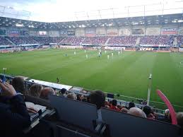 Gliwicki klub sportowy piast gliwice (ˈpʲast ɡliˈvit͡sɛ, gliwice piast sport club) is a polish football club based in gliwice, poland. Prezentacja Pilkarzy Piasta Gliwice Bedzie Mozna Zrobic Sobie Zdjecie Z Pucharem Slask Super Express