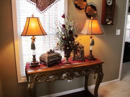 Entryway Table Lamps Entryway Decorating Ideas Foyer Decorating Ideas Home Decorating Ideas Entryway Table Decor Entryway Tables Tuscan Decorating