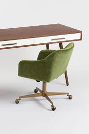 They can be placed on the floor of a custom lobby. 10 Most Comfortable Office Chairs 2021 Comfortable Desk Chairs