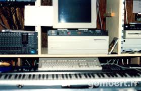 Studio D Enregistrement De Jean Michel Jarre A Croissy Sur Seine En 1991 Studio Enregistrement Croissy Sur Seine Jean Michel Jarre
