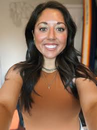 Noelle Keith's Instagram, Twitter & Facebook