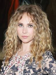Exploring social platforms like google, facebook for. Best Hairstyles For 2017 2018 Juno Temple Shows Off Her Natural Curls Jpg Flashmode Middle East Middle East S Leading Fashion Modeling Luxury Agency Featuring Fashion Beauty Inspiration Culture