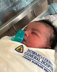 Earlier today at @capital_radiosl I met with Lisa Chesney MBE, the British  High Commissioner to Sierra Leone. I must say I was pretty impressed with  her positive energy.