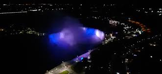 Maybe you would like to learn more about one of these? La Bandera De Honduras Brilla En Las Cataratas Del Niagara Diario Roatan