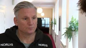 Laura Borg stempler ind