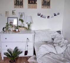The contrast between the white paint and dark wood is just perfect. White Aesthetic Room Plants Google Search Easy Diy Room Decor Aesthetic Bedroom Dorm Room Diy
