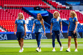 Eva sofia jakobsson (born 23 april 1990) is a swedish footballer who plays for bayern munich of the german women's bundesliga. Kosovare Asllani On Twitter Le Moment De Briller These Are The Games That You Live For Can T Wait To Enter The Knockout Stage Tomorrow Vs At Parc Des Princes Swewnt