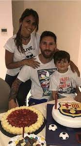 El mundo del futbol felicita a leo messi. Asi Fue La Fiesta De Cumpleanos De Leo Messi