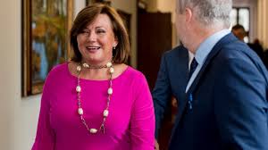 Schillerová is the first woman in the history of the czech republic to hold the office. Komentar Malacova A Schillerova Opet V Sobe Jak Dopadne Spor O Zalohovane Vyzivne Zpravy Tiscali Cz