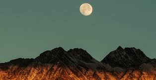 Le fait qu'elle se trouve dans les poissons marque un période extrêmement favorable pour tout travail avec les rêves ou bien pour commencer à vous exercer au rêve lucide, si ce sujet vous intéresse. 5 Juillet 2020 Une Eclipse De Pleine Lune En Capricorne Holissence