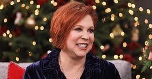 Actress and comedian best known in music circles for her 1973 number one hit the night the lights went out in georgia. en.wikipedia.org Mama S Family Star Vicki Lawrence Gets Candid About Her Mysterious Illness