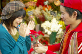 Gift Giving In Japan Is Deeply Rooted In Tradition With Gifts Given Not Only For Social Occasions But Custom Housewarming Gift Japan Gifts Red Christmas Cards