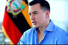 Influencer muere al caer de un acantilado por tomarse una selfie