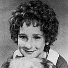 Robyn Finn's Instagram, Twitter & Facebook