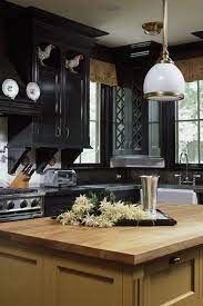 Modern dark upper cabinets light lower cabinets. Two Tone Kitchen Cabinet Ideas How Use 2 Colors In Kitchen Cabinets