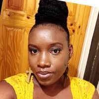 Tanya Tomlinson's Instagram, Twitter & Facebook