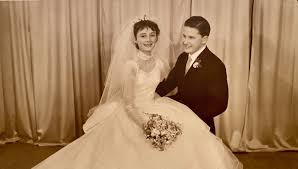 Queen congratulates Yass couple Brian & Penny Millett