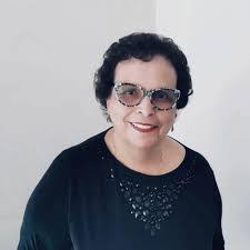 Wendy Louden's Instagram, Twitter & Facebook