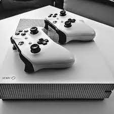 After installing windows 10, i noticed that pressing my xbox button (xbox one wired controller) in any game no longer brings up the steam overlay. How To Remove Xbox Gaming Overlay On Windows 10