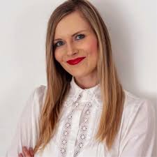 Lisa Meckes and I traded our virtual conference room for a scenic nature  trail today, and it was just what we needed!