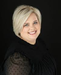 Emily Stutts's Instagram, Twitter & Facebook