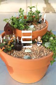 Want to create a miniature garden with living plants? Mini Inspiration Garden Center Magazine