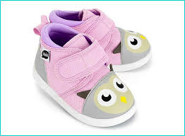 The best shoes for toddlers are all about fit, form, and function, not fashion. 10 Best Toddler Shoes For Girls And Boys
