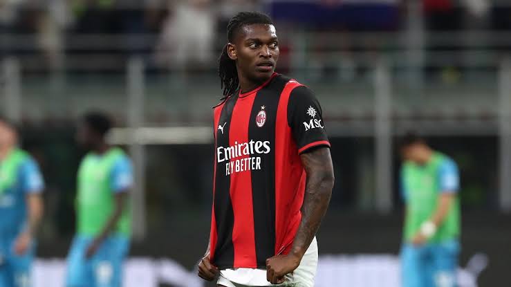 Giro de guion con Rafael Leao! Se va al Galatasaray: cuánto ingresa el AC  Milan - Yahoo Noticias