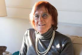 El cantante habló de la enfermedad de su esposa que la mantiene postrada en la cama y con respirador, ya que sus pulmones le funcionan al mínimo. Murio La Ex Diputada Alcira Argumedo A Los 80 Anos Noticias Cadena 3 Argentina