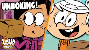 I don't want to go!, but they all. Lincoln Ronnie Anne Vlog 15 Unboxing Special The Loud House Youtube