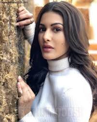 Life mein twist (manasuku nachindi) hindi dubbed. Amyra Dastur Aka Amyra Photos Stills Images