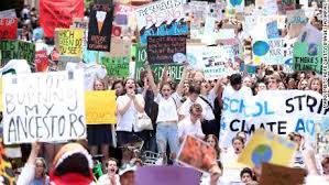 Senior fellow in the climate change group at the international institute for environment and development, professor saleem ul huq, and head of the nigerian youth climate coalition, ms esther agbarakwe. Kids Skip School To Demand More Action On Climate Change Cnn Video