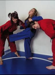 Pin By Ryan Pavichevich On Martial Arts Women Karate Karate Martial Arts Martial Arts Women