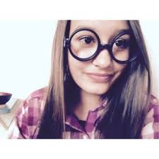 Heidi Fromm's Instagram, Twitter & Facebook