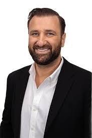 Benjamin Shuster's Instagram, Twitter & Facebook