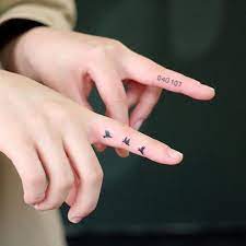 Women s unique finger tattoos. Tiny Finger Tattoos For Girls Small Tattoos For Women Rose Finger Tattoos Ring Finger Tattoos Finger Girl Finger Tattoos Tiny Finger Tattoos Small Tattoos