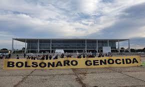 Varios dirigentes calificaron a bolsonaro de genocida por su rechazo a las medidas de aislamiento social y del uso de máscaras y el retraso del gobierno en la campaña de vacunación. Apos Prisao De Ativistas Por Chamarem Bolsonaro De Genocida Nova Manifestacao Ocorre Em Brasilia