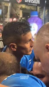 ¡NIVEL PRO! @electrovoltaje_ Siempre candidatos. Plantel de lujo, con  experiencia nacional e internacional. Este equipo representa uno de los  lujos del futbol de salón en Colombia: llevar a cualquier ...