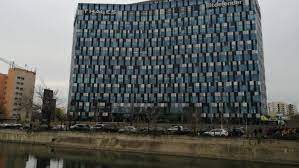 Endoscopie la centrul de excelenta in gastroenterologie / foto: Thales A Inaugurat Un Centru De ExcelenÅ£Äƒ In Inginerie La BucureÈ™ti Unde Va Angaja 750 De