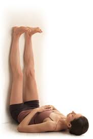 The Insomniac S 3 A M Yoga Routine Yoga Poses Yoga Pilates Yoga