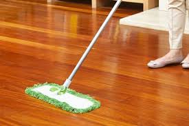 How To Mop Laminate Floors Sheknows How To Clean Laminate Flooring Cleaning Wood Floors Laminate Flooring