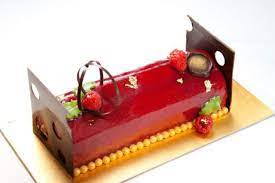 Faire tremper les feuilles de gélatine dans de l'eau froide. Buche Bavaroise Aux Framboise Avec Thermomix Recette Thermomix