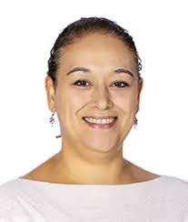 Elizabeth Mohan's Instagram, Twitter & Facebook