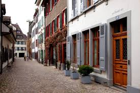 Excellent one bedroom apartment in a perfect location only 10 min walk to the main train station, and close to restaurants and shops. Kanton Basel Stadt Und Stadt Basel Wohnen In Basel