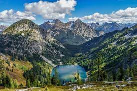 The Top 10 Hikes In The North Cascades Cascade National Park Hiking National Parks North Cascades
