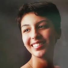 Isabella Dudley's Instagram, Twitter & Facebook