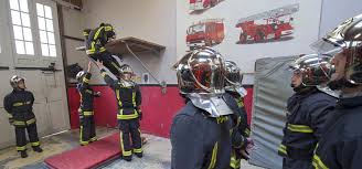 Si des téléphones externes ou supplémentaires utilisent la même ligne que l'appareil, conservez le paramètre de durée de sonnerie sur 4. Soldats Du Feu Et Du Secours A Personne 2015 Dossiers Archives Des Dossiers Archives Ministere De L Interieur