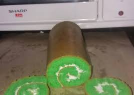 Resep bolu gulung lembut teman2, ini bolu gulungnya lembut banget hasilnya, kalian yang selama ini pernah bikin tapi. Resep Bolu Gulung Panggang Anti Ribet