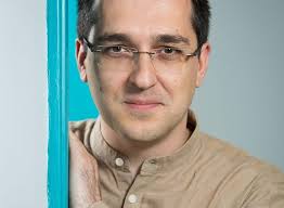 Vlad voiculescu, despre protocolul de înmormântare: Vlad Voiculescu Un Ministru Este Recunoscut De CeilalÅ£i Feudali Ca StÄƒpanul Absolut Pur Si Simplu Se Face CoadÄƒ La Ministru Cine PupÄƒ Inelul Mai Din Timp Mai Cu Foc Primeste Bani DacÄƒ